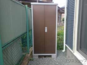 の物置・屋外倉庫 アイビーストッカー 900×905×1903 BJX-099E-TB 施工例