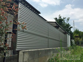 のフェンス・柵 ミエーネフェンス 目隠しルーバー 2段支柱（パネル2段） 施工例