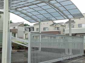 のカーゲート ワイドオーバードアS2型 電動式 施工例