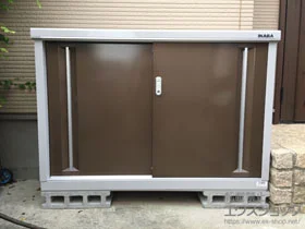 イナバの物置・収納・屋外倉庫 シンプリー 一般型( MJX-134A-P) 施工例