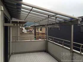 LIXIL リクシル(トステム)のバルコニー屋根 パワーアルファ F型 屋根タイプ 単体 積雪～30cm対応 施工例