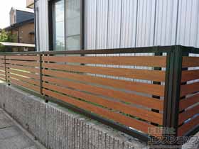 のフェンス・柵 モクアルフェンス 横板タイプ 自由柱施工 施工例