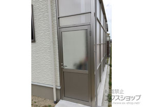 のストックヤード ストックヤードII 片側ドア付きタイプ 積雪〜50ｃｍ対応 施工例