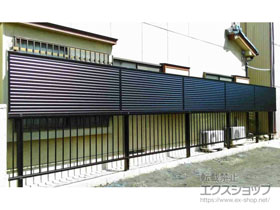 のフェンス・柵 ミエッタ+ミエーネフェンス 2段支柱（パネル2段） 施工例