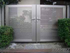 の門扉 ライシス門扉 1型 細横桟 両開き 柱使用 施工例
