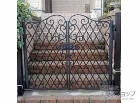 の門扉 オルニス門扉５型 両開き 門柱使用 施工例