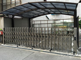 のカーゲート トリップゲート ストロンゲート キャスタータイプ 片開き 55S 施工例