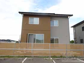 のフェンス・柵 ルシアスフェンスF04型 横板 木目カラー 2段支柱（パネル2段） 施工例