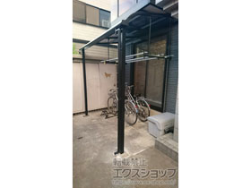 のテラス屋根 スピーネ R型 テラスタイプ 単体 積雪〜20cm対応＋吊り下げ物干し Ｂセット 施工例