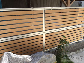 のフェンス・柵 ルシアスフェンスF04型 横板 木目カラー 2段支柱 施工例