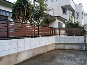 のフェンス・柵 モクアルフェンス 横板タイプ 自由柱 施工例
