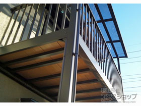 のバルコニー・ベランダ屋根 スピーネ F型 ビューステージHスタイル用屋根タイプ 単体 積雪〜20cm対応 施工例