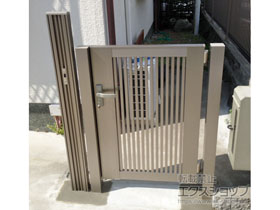 の門扉 ライシス門扉 2型 細たて桟 片開き 柱使用 施工例