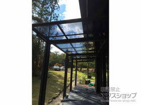 のテラス屋根 フーゴF 独立テラスタイプ 連棟 積雪〜20cm対応 施工例