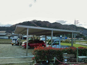 のカーポート テリオスポートIII 900 3台用 奥行延長 角柱6本仕様 積雪〜30cm対応 施工例