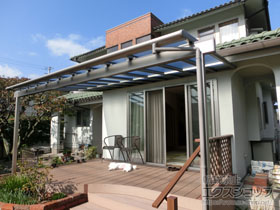 のテラス屋根 パワーアルファ F型 テラスタイプ 単体 積雪〜30cm対応 はね出し納まり 施工例