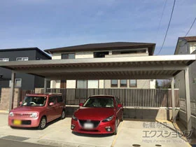 LIXIL リクシル(トステム)のカーポート テリオスポートIII 900 3台用 角柱4本仕様 積雪～30cm対応 施工例