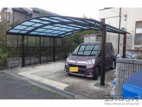 のカーポート レイナツインポートグラン　積雪〜20cm対応＋サイドパネル（片側） 施工例