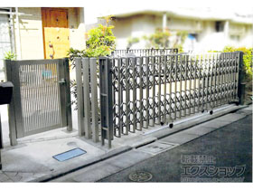 のカーゲート レイオス2型 ガイドレール 片開き47S 施工例