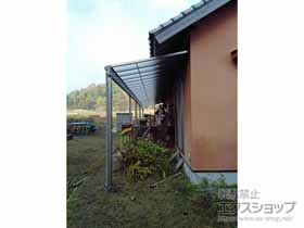 のテラス屋根 スピーネ F型 3000 テラスタイプ 連棟 積雪〜100cm対応 施工例