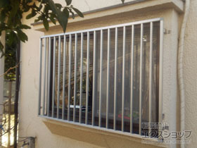 の面格子・窓格子 【特注】アルミ面格子 縦格子 施工例