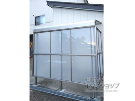 のテラス屋根 スピーネ用側面スクリーン2段　＊片側分 施工例