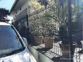 のフェンス・柵 ハイグリッドフェンスN8型 フリーポールタイプ 施工例