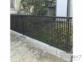 のフェンス・柵 エクスラインフェンス13型 自由柱 施工例