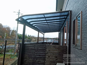 のテラス屋根 ヴェクターテラス R型 1500 テラスタイプ 連棟 積雪〜50cm対応 施工例