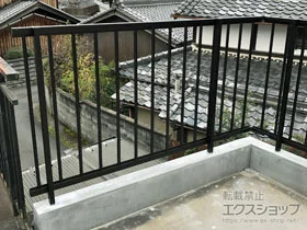 Value Selectのフェンス・柵・塀 ミエッタフェンス 防犯たて格子タイプ 自由柱施工 施工例