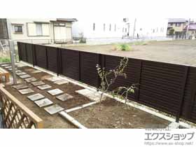 のフェンス・柵 ミエーネフェンス 目隠しルーバータイプ 自由柱 施工例