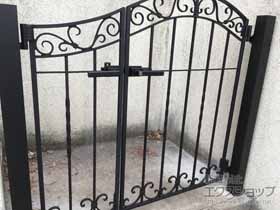 の ラフィーネ門扉4型 両開き親子 柱使用 施工例