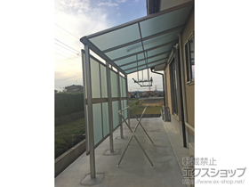 のテラス屋根 ヴェクターテラス F型 テラスタイプ 連棟 積雪〜20cm対応 施工例