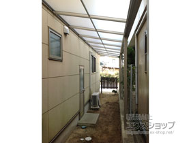 のテラス屋根 プレシオステラス F型 テラスタイプ 三連棟 積雪〜20cm対応 施工例