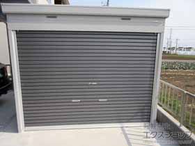 の物置・屋外倉庫 バイク保管庫 土間タイプ 一般型（FXN-2630S） 施工例