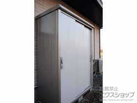 の物置・屋外倉庫 エスモ 一般型 1497×750×1959 ESE-1507A-PW 施工例