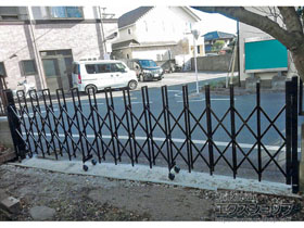 のカーゲート トリップゲート RB型 ノンレール 片開き 44S 施工例