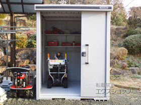 の物置・屋外倉庫 エルモ 一般型 1870×1870×2360 LMD-1818H-CB 施工例