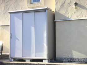 の物置・屋外倉庫 エスモ 一般型 1797×650×1959 ESE-1806A-PW 施工例