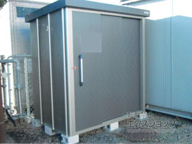 の物置・屋外倉庫 エスケーエイト SK8-70 一般型 1800×1200×1940 SK8-70-GK 施工例