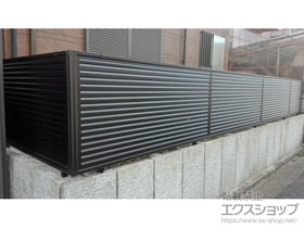 のフェンス・柵 ミエーネフェンス 目隠しルーバータイプ 自由柱施工 施工例