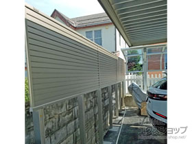 のフェンス・柵 シンプレオフェンス5型 横目隠し 2段支柱 自立建て用（パネル1段） 施工例