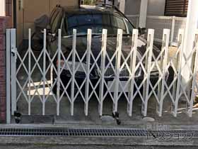 のカーゲート アルシャインII M型 Aタイプ ノンレール 片開き 310S 施工例