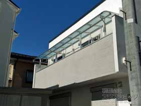 のバルコニー・ベランダ屋根 ヴェクターテラス R型 屋根タイプ 連棟+多連結セット 積雪〜20cm対応 施工例