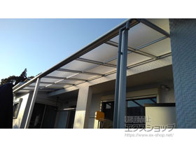のテラス屋根 ヴェクターテラス F型 テラスタイプ 連棟 積雪〜20cm対応 施工例