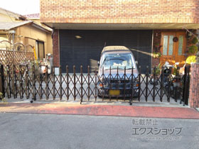 のカーゲート トリップゲート イノーバM キャスタータイプ 片開き 62S 施工例