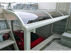 LIXIL(リクシル)のテラス屋根 スピーネ R型 テラスタイプ 単体 積雪～20cm対応 施工例