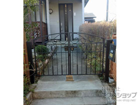 の門扉 コラゾン2型 両開き　柱使用 施工例