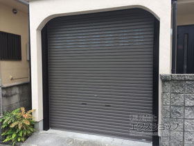 のガレージシャッター プラテアII スチールタイプ 手動式 施工例