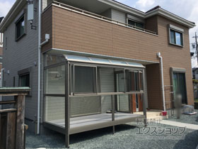 のテラス囲い・サンルーム サニージュ R型 床納まり ランマ無 積雪〜20cm対応 施工例